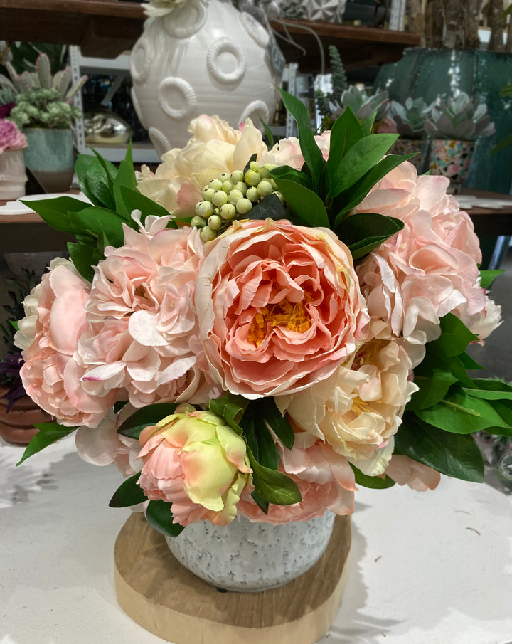 Mix of Peonies and Laurel Leaf in Ceramic FH: 16"