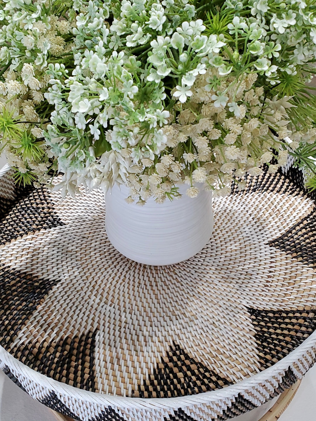 Baby's Breath, Dill and Eucalyptus Seeds in Ceramic